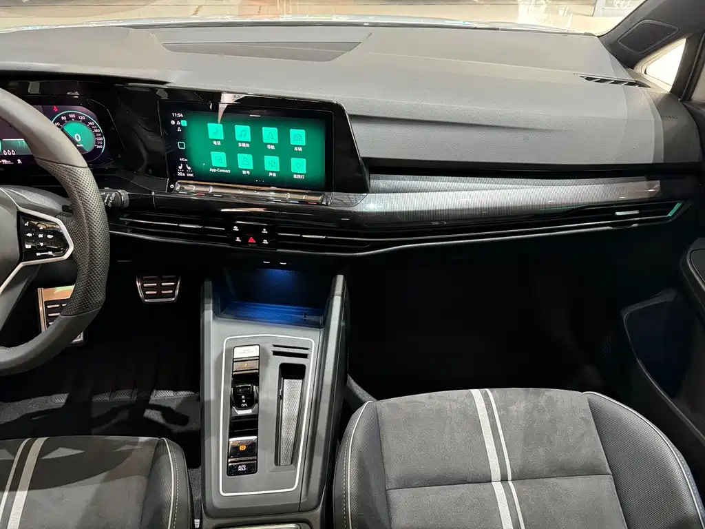 Golf 2023 280TSI DSG R-Line Lite купить на сайте DeffCars