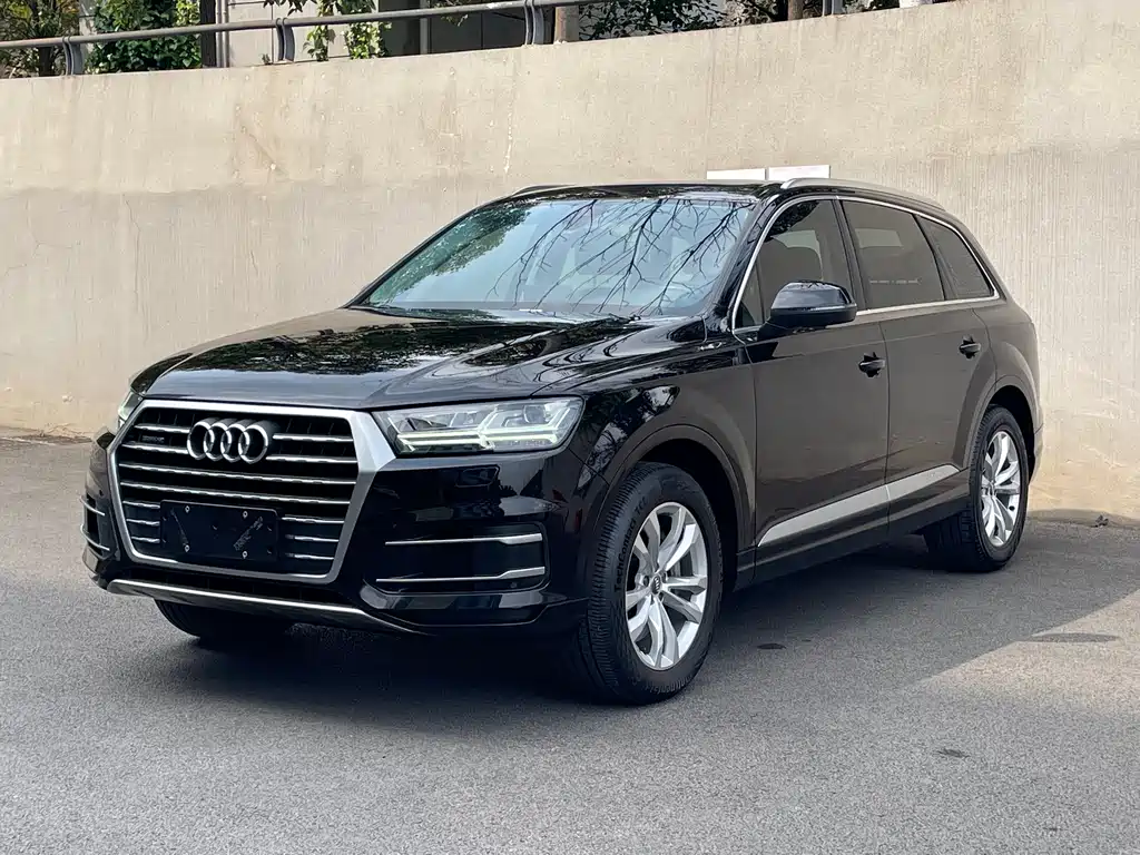 Audi Q7 2019 45 TFSI Comfort купить на сайте DeffCars
