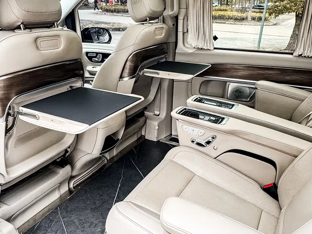 Mercedes-Benz V-Class 2022 V 260 L Long Wheelbase Luxury Edition купить на сайте DeffCars