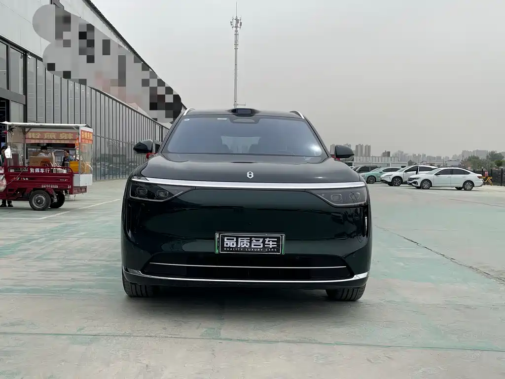 Wenjie M8 2025 extended range Max+ version 53.4kWh 6-seater version (192-line lidar) купить на сайте DeffCars