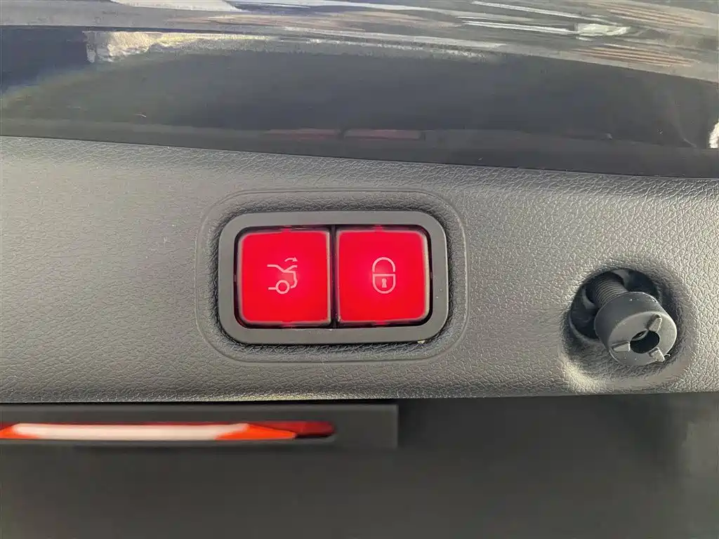 Mercedes-Benz E-Class 2022 E 300 L Luxury Model купить на сайте DeffCars