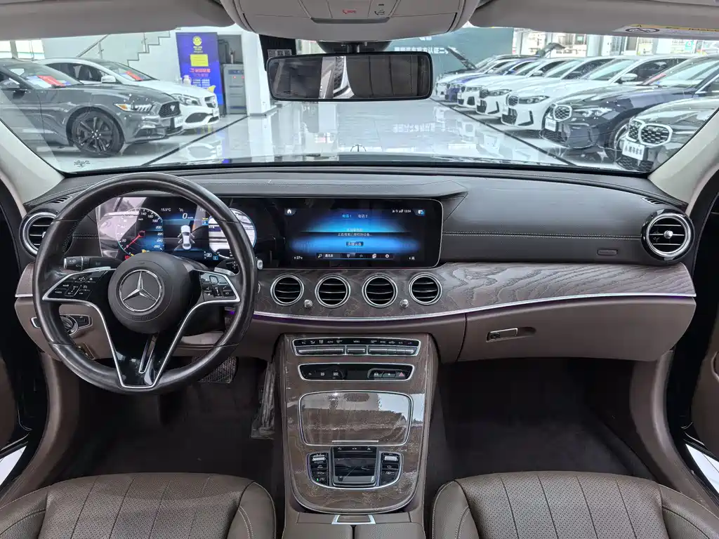 Mercedes-Benz E-Class 2023 E 300 L Luxury Model купить на сайте DeffCars