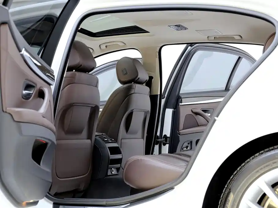 BMW 5 Series 2017 525Li Luxury Design Package купить на сайте DeffCars