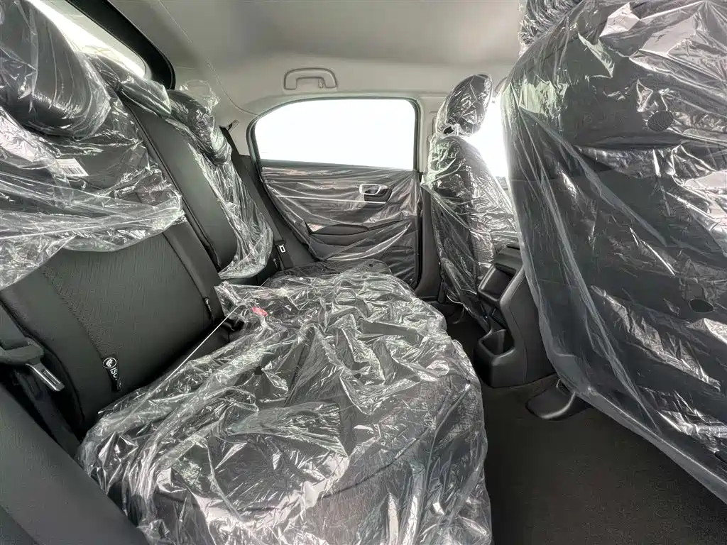 e:NP1 Jipai 1 2023 model 420km Jianji version купить на сайте DeffCars