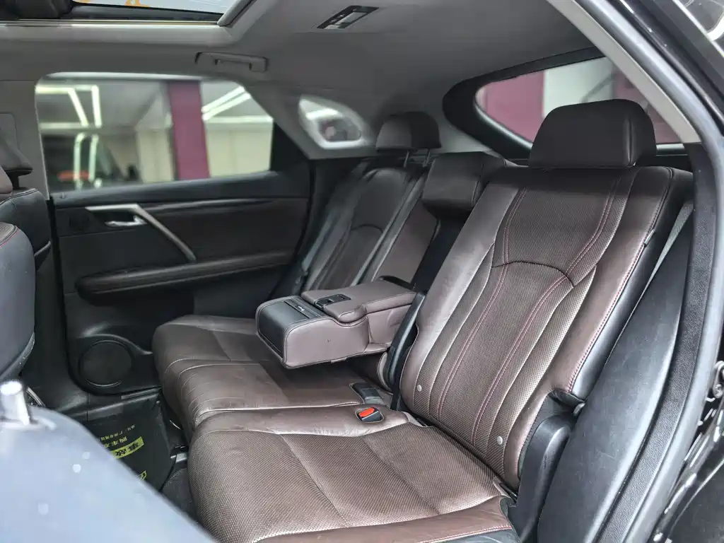 Lexus RX 2016 300 four-wheel drive elegant version National V купить на сайте DeffCars