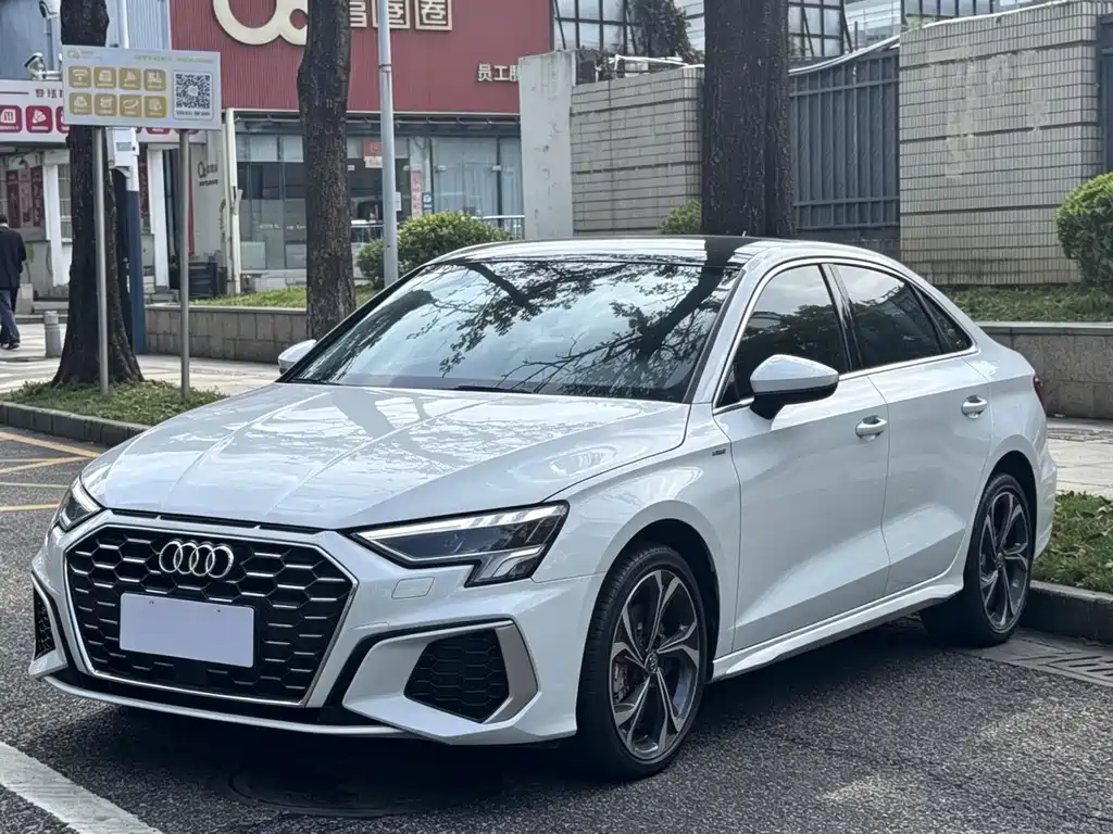 Audi A3 2021 A3L Limousine 35 TFSI luxury sports model купить на сайте DeffCars