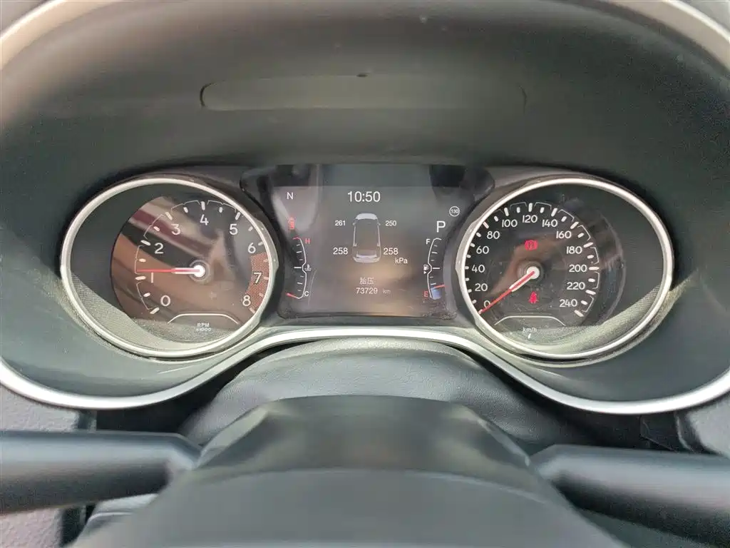 Compass 2017 200T Automatic Home Edition купить на сайте DeffCars