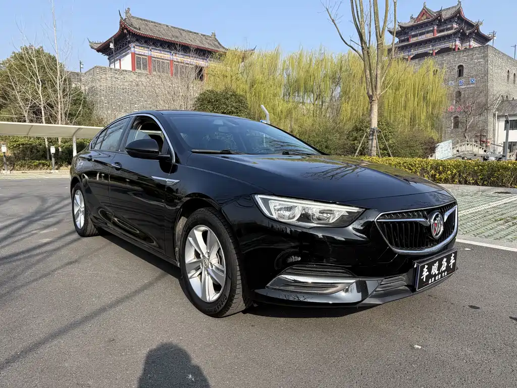 Regal 2019 20T Elite National V купить на сайте DeffCars