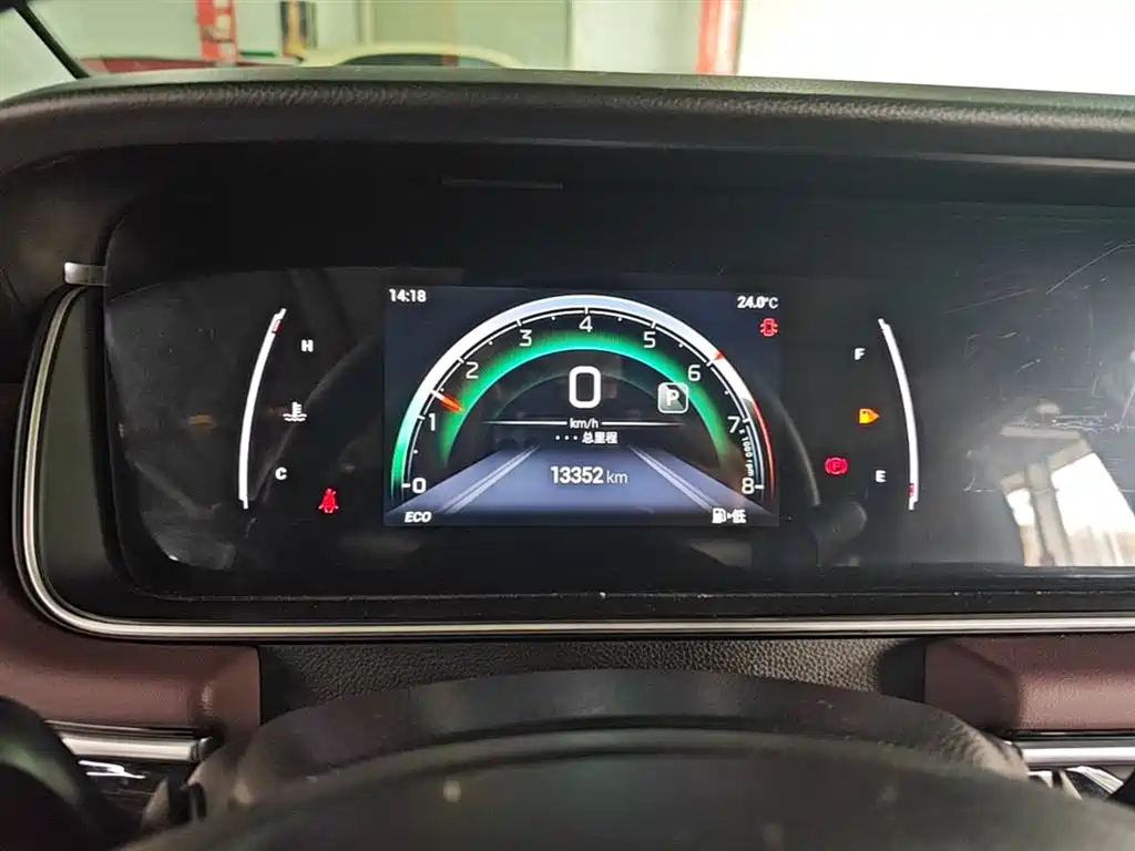 Trumpchi M6 2023 PRO 270T DCT Deluxe Edition купить на сайте DeffCars