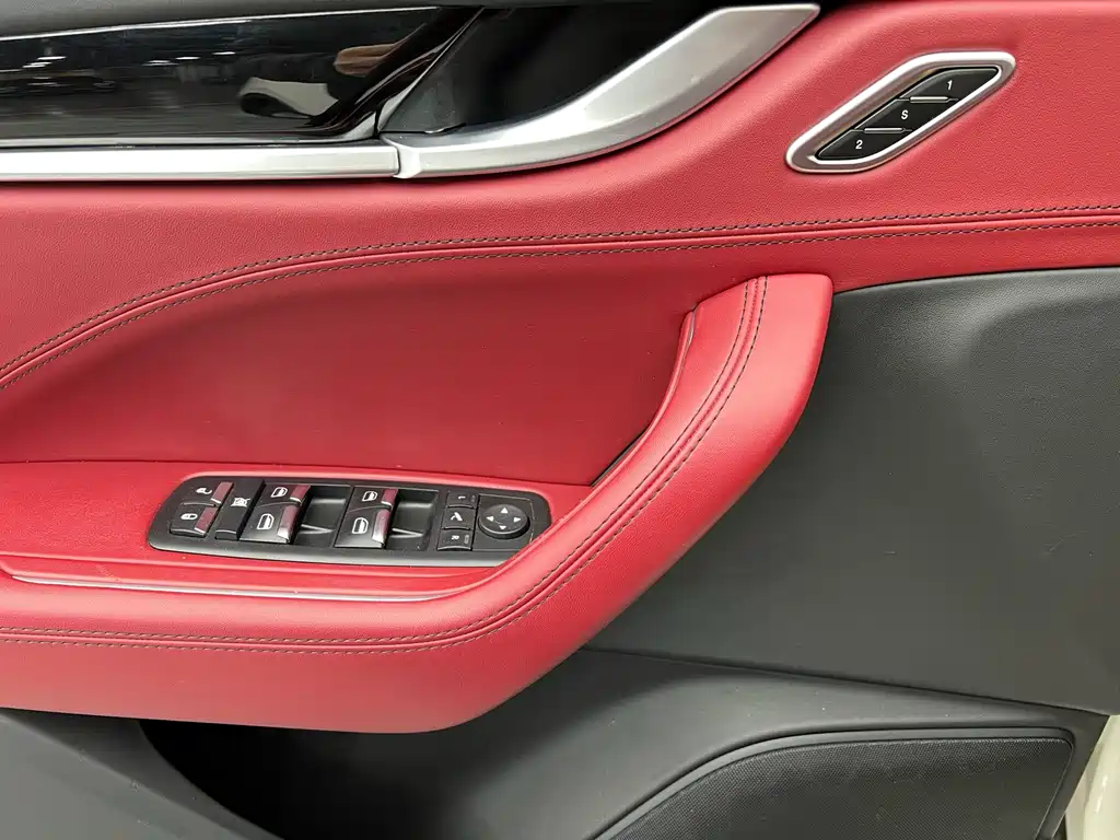Levante 2018 3.0T Standard Edition купить на сайте DeffCars