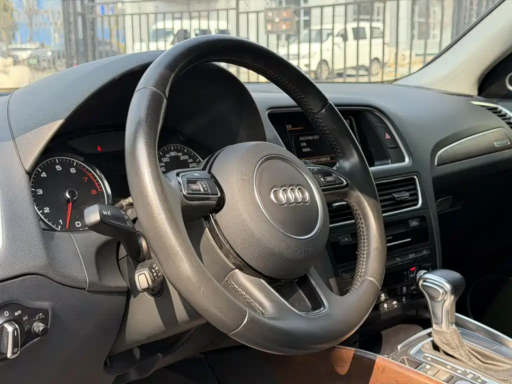 Audi Q5 2016 40 TFSI comfort type купить на сайте DeffCars