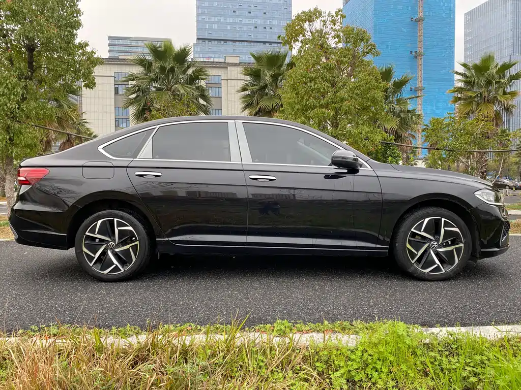 Lavida 2023 280TSI DSG Starry Sky Full Edition купить на сайте DeffCars