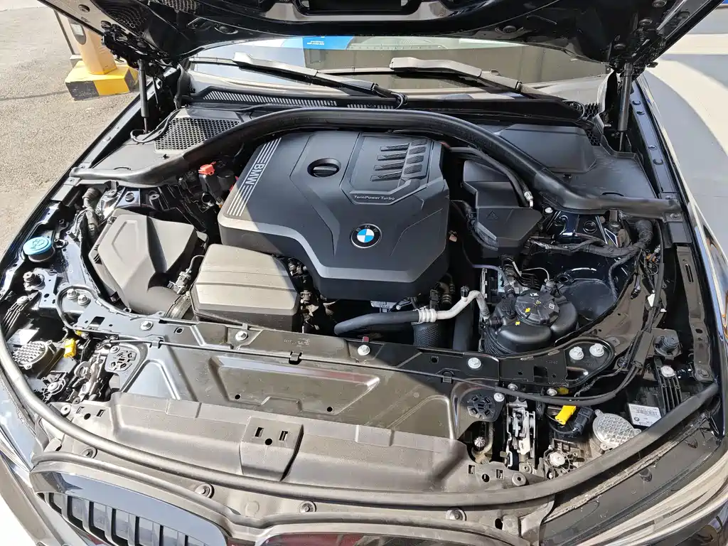 BMW 3 Series 2021 325i M Sports Night Package купить на сайте DeffCars