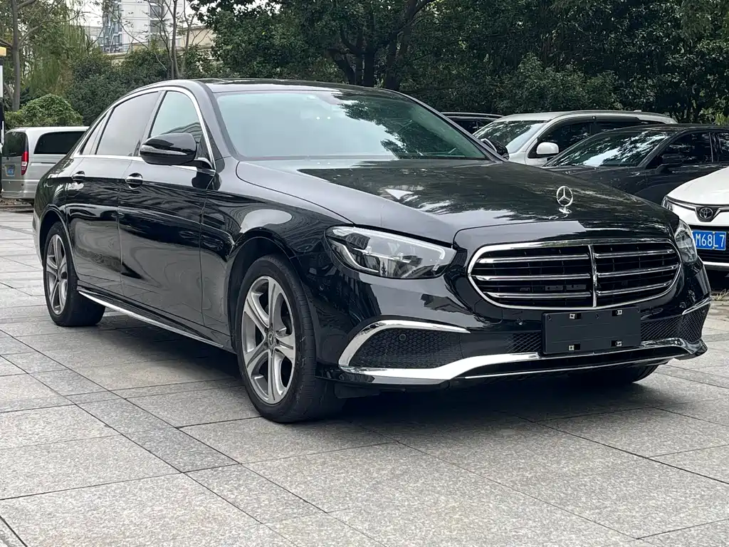 Mercedes-Benz E-Class 2019 E 200 L Sports купить на сайте DeffCars