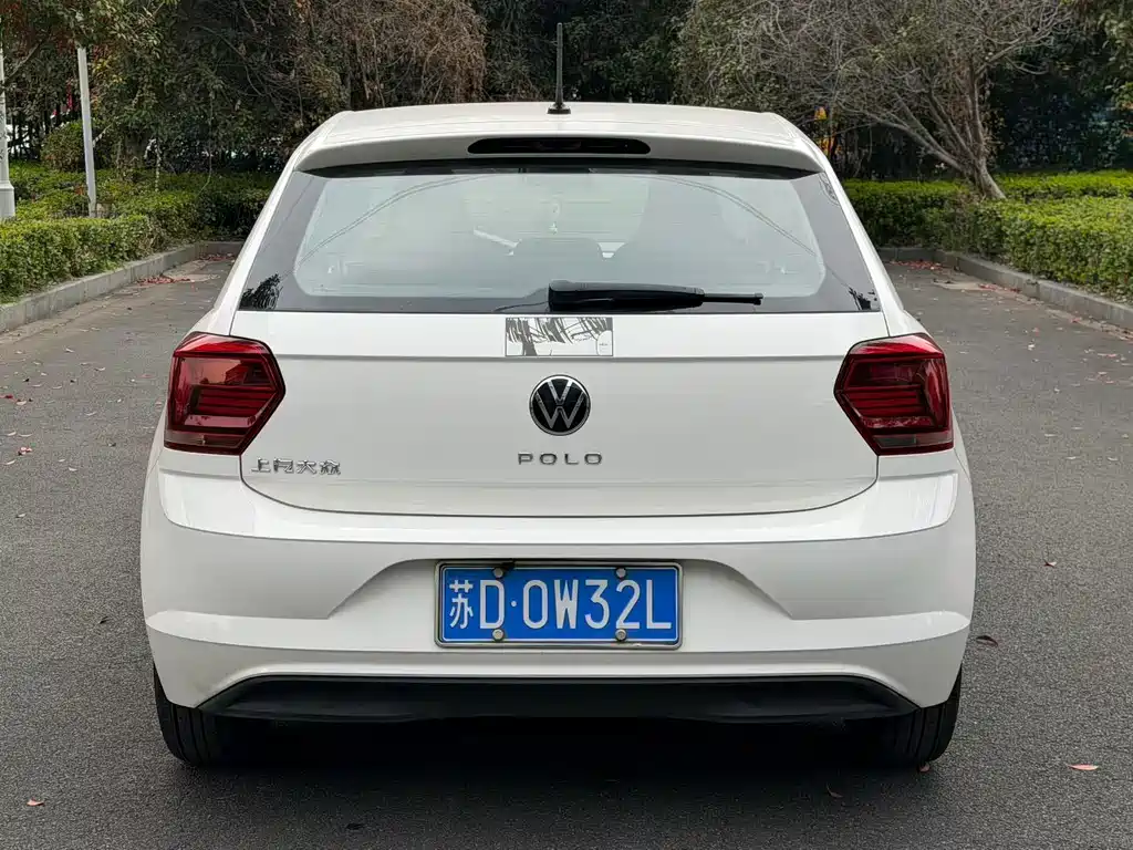 Polo 2021 Plus 1.5L Automatic Panoramic Enjoyment Edition купить на сайте DeffCars