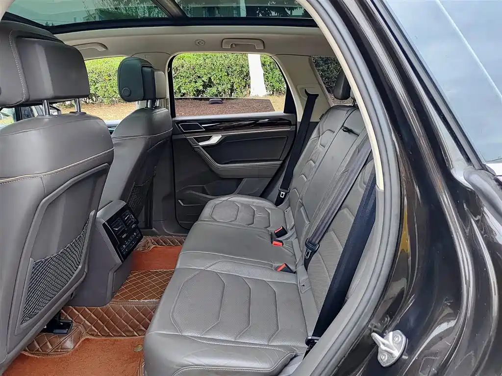 Touareg 2019 3.0TSI Ruizhi Edition National V купить на сайте DeffCars