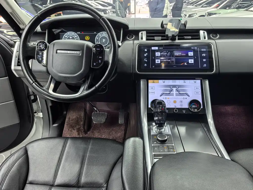 Range Rover Sport 2017 3.0 SC V6 SE купить на сайте DeffCars