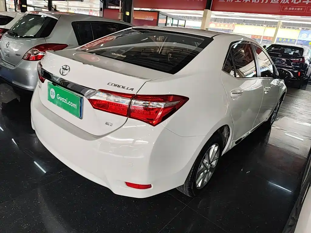 Corolla 2014 1.6L CVT GL-i Leather Edition купить на сайте DeffCars