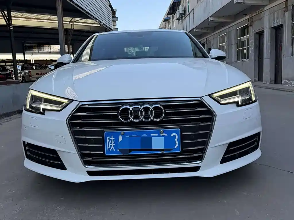 Audi A4L 2018 30th Anniversary Model 40 TFSI Enterprising купить на сайте DeffCars