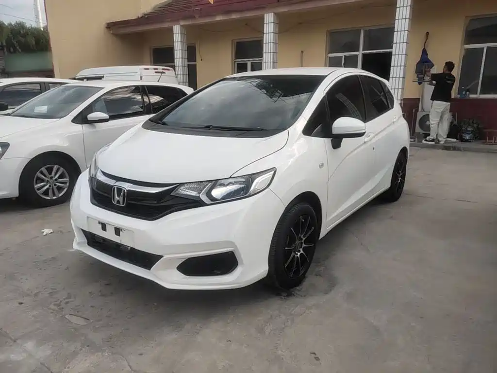 Fit 2020 1.5L CVT Comfort Edition купить на сайте DeffCars