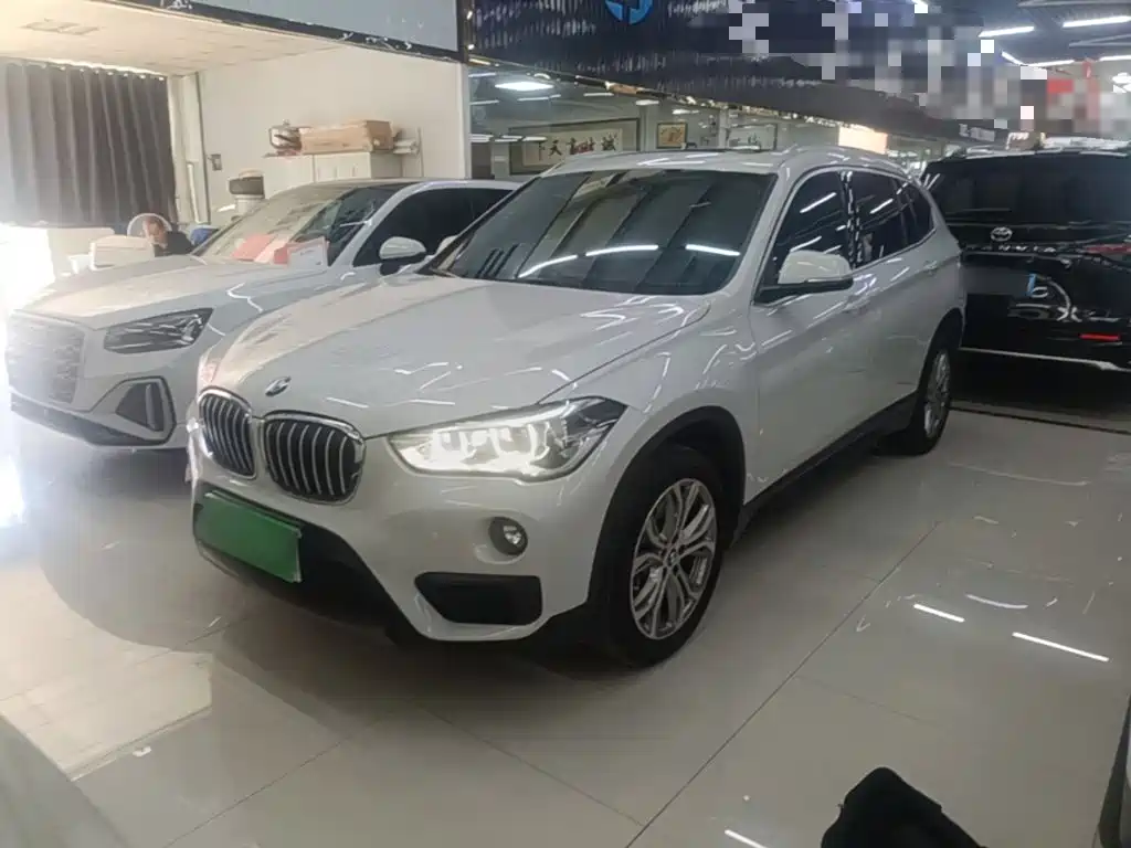 BMW X1 2019 sDrive20Li leading model купить на сайте DeffCars