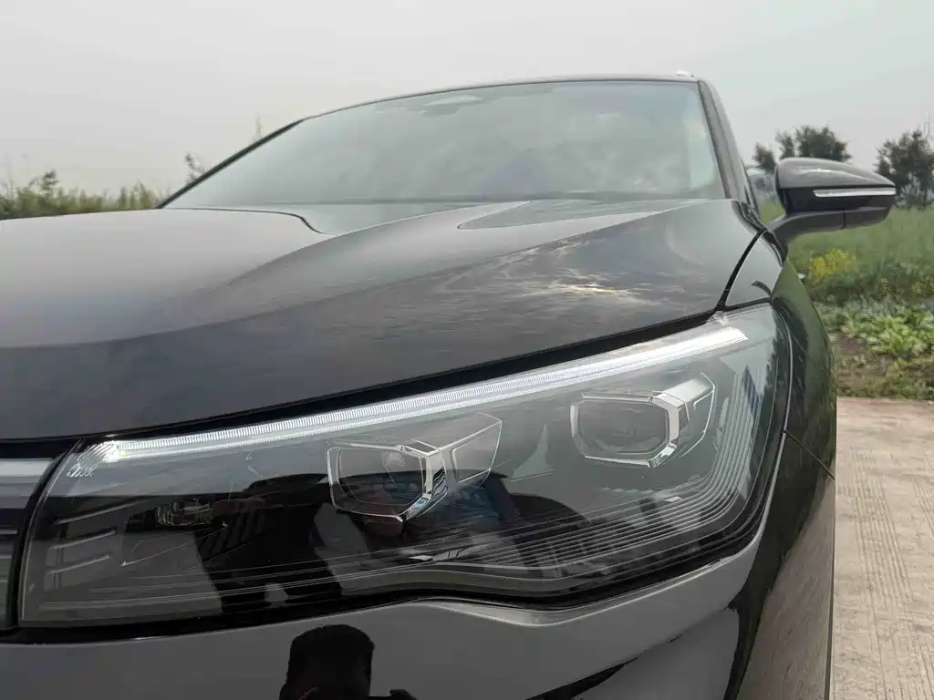 Tiguan L 2024 PRO 330TSI 2WD Smart Travel Edition купить на сайте DeffCars