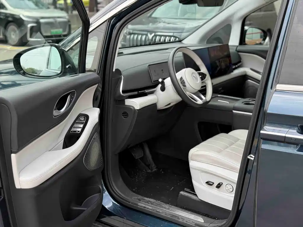 Lantu Dreamer 2025 PHEV four-wheel drive flagship Kunpeng version купить на сайте DeffCars