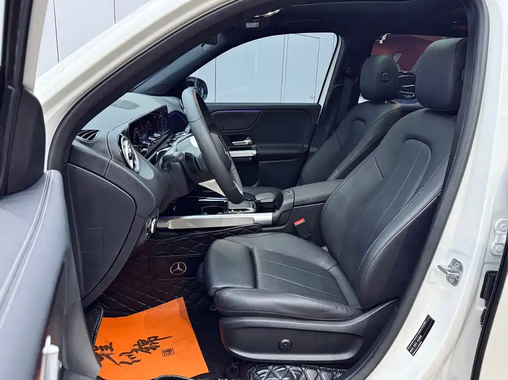 Mercedes-Benz GLB 2024 GLB 220 Dynamic купить на сайте DeffCars