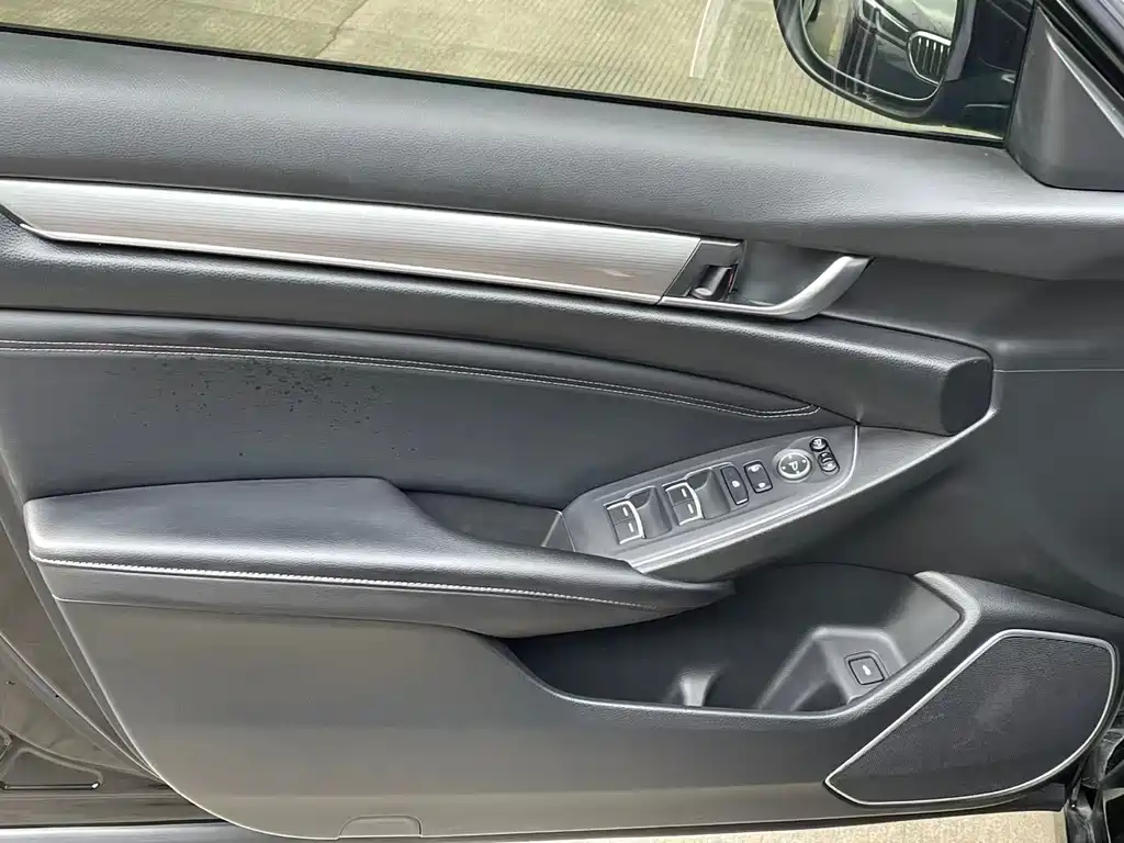 Accord 2022 260TURBO Deluxe Edition купить на сайте DeffCars