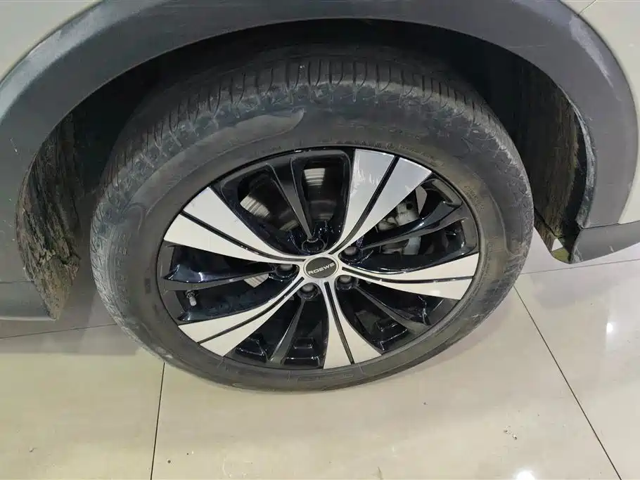 Roewe RX5 2020 PLUS 300TGI Automatic Ali New Year Selected Edition купить на сайте DeffCars