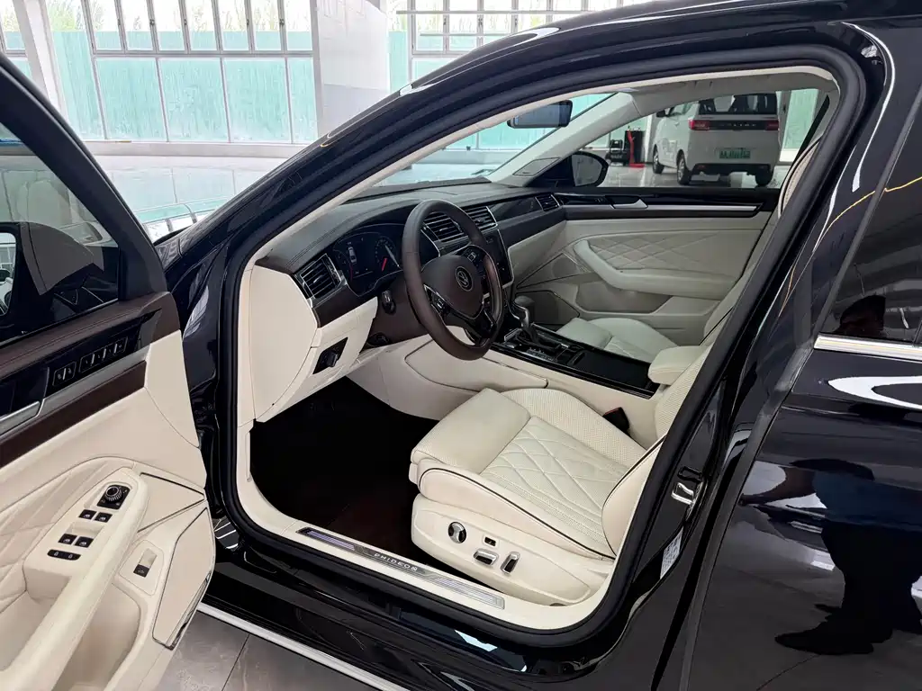Huiang 2021 380TSI Premium Edition купить на сайте DeffCars