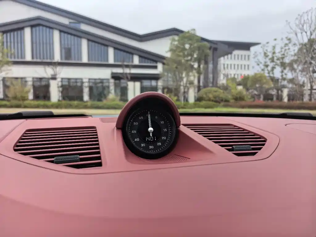 Porsche 911 2025 Carrera 3.0T купить на сайте DeffCars