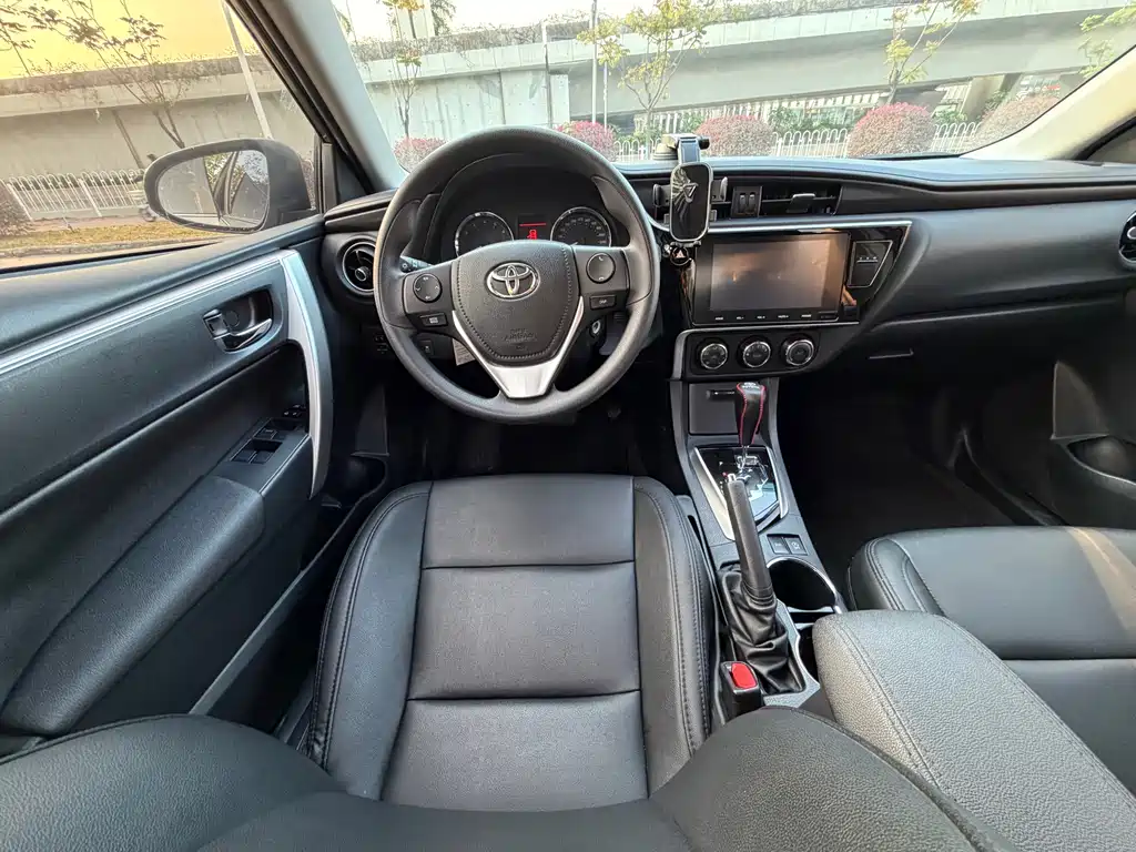 Corolla 2018 1.2T S-CVT GL-i Smart Edition купить на сайте DeffCars