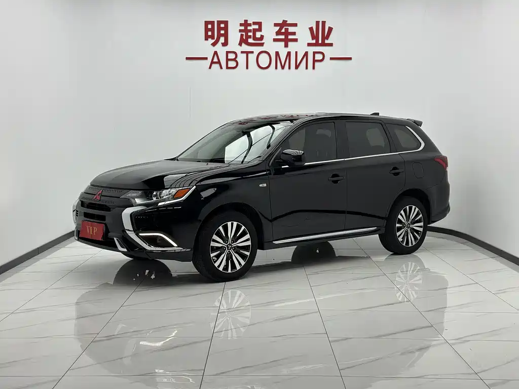 Outlander 2021 2.0L 2WD Smooth Edition 5 seats купить на сайте DeffCars