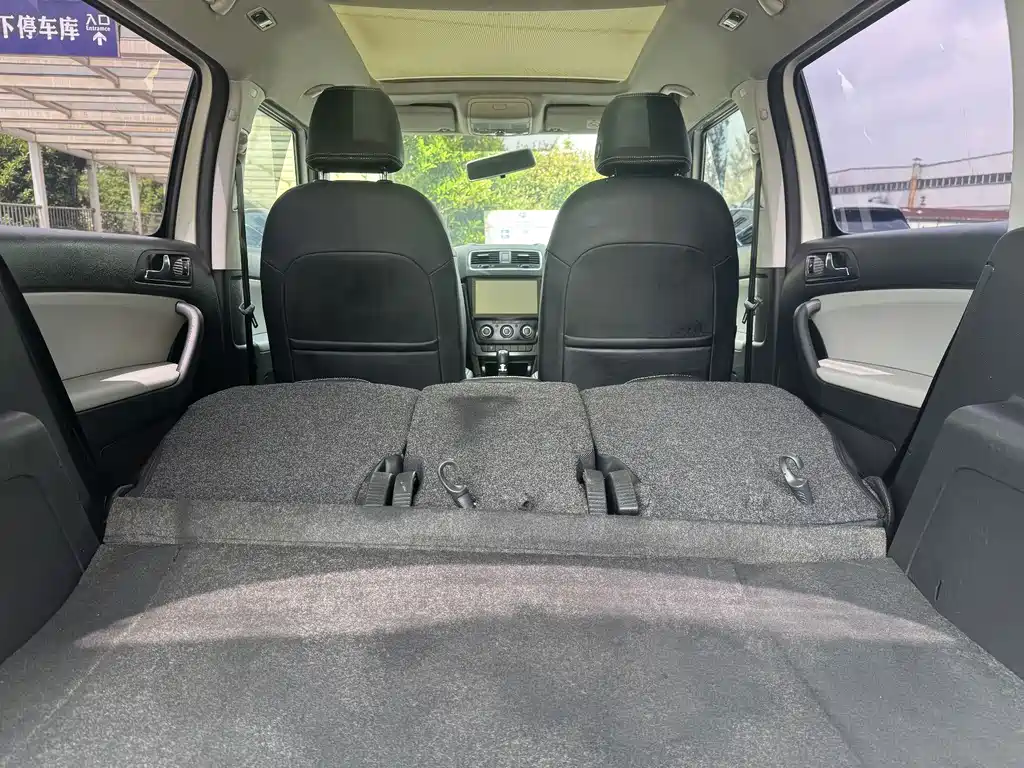 Yeti 2017 TSI280 DSG forward version купить на сайте DeffCars