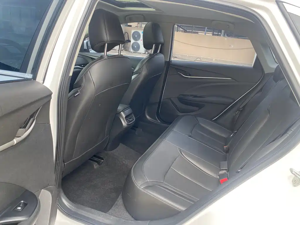 Yinglang 2021 model model 1.5L automatic elite model купить на сайте DeffCars