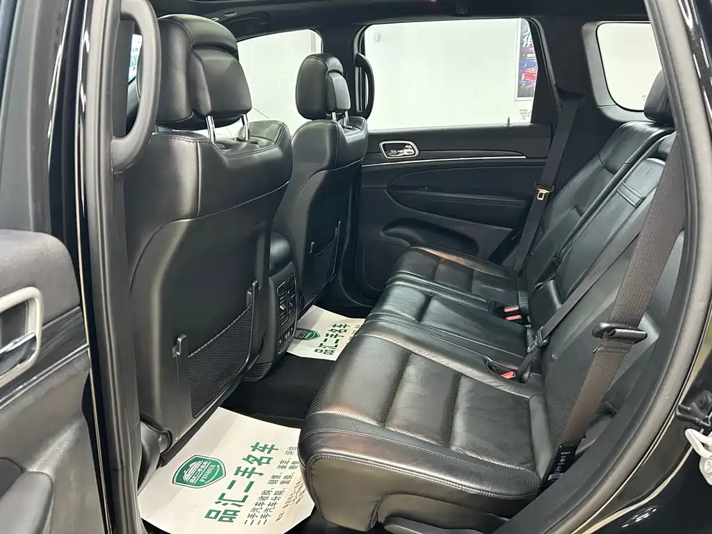 Grand Cherokee (imported) 2020 3.0L Elite Navigation Edition купить на сайте DeffCars