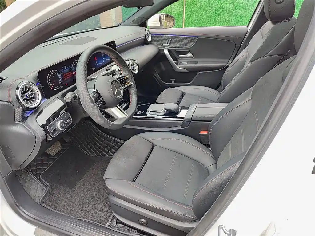 Mercedes-Benz A-Class 2023 A 200 L Fashion Model купить на сайте DeffCars