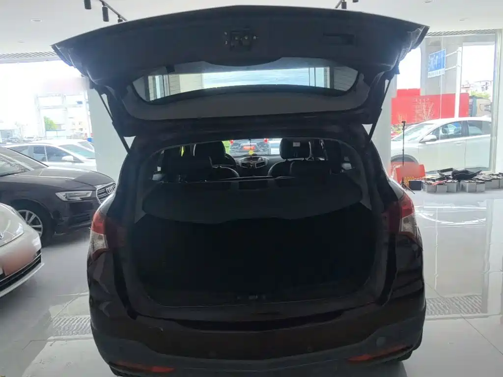 Haima S5 2015 1.6L manual luxury sunroof version купить на сайте DeffCars