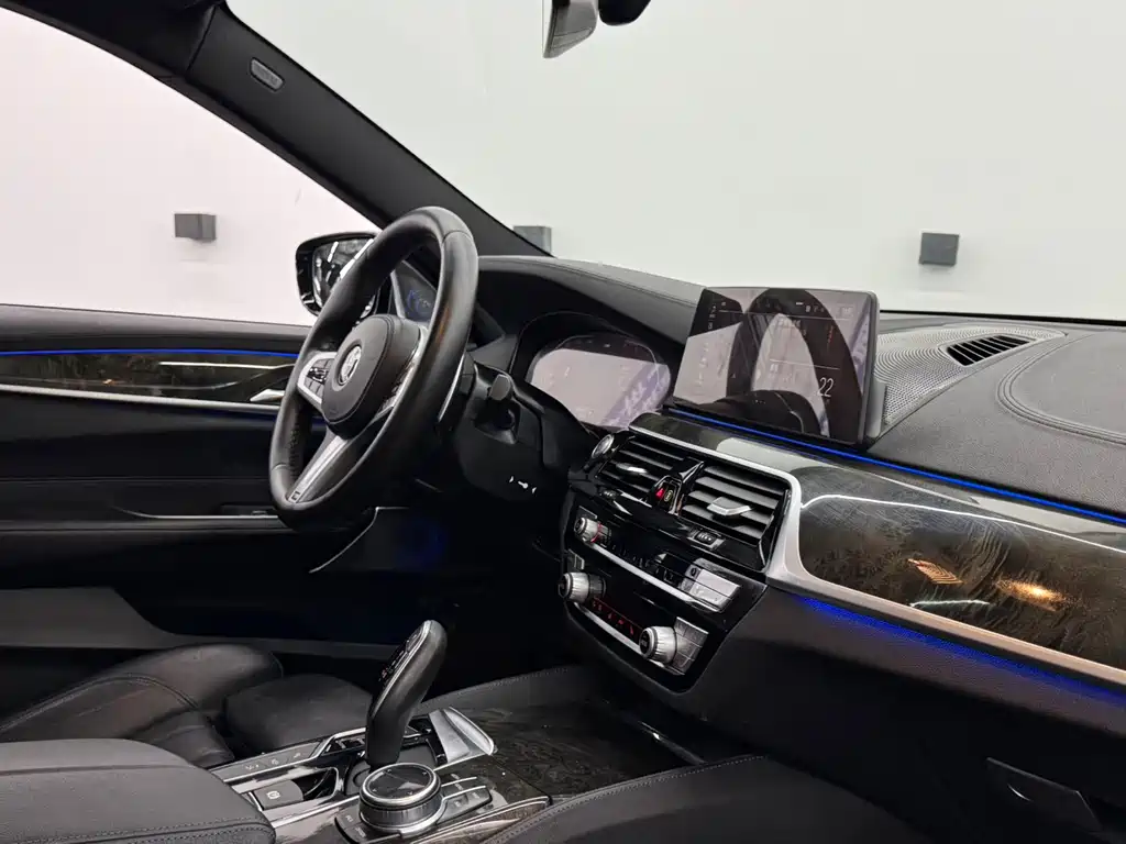 BMW 6 Series GT 2020 630i M Sports Package купить на сайте DeffCars