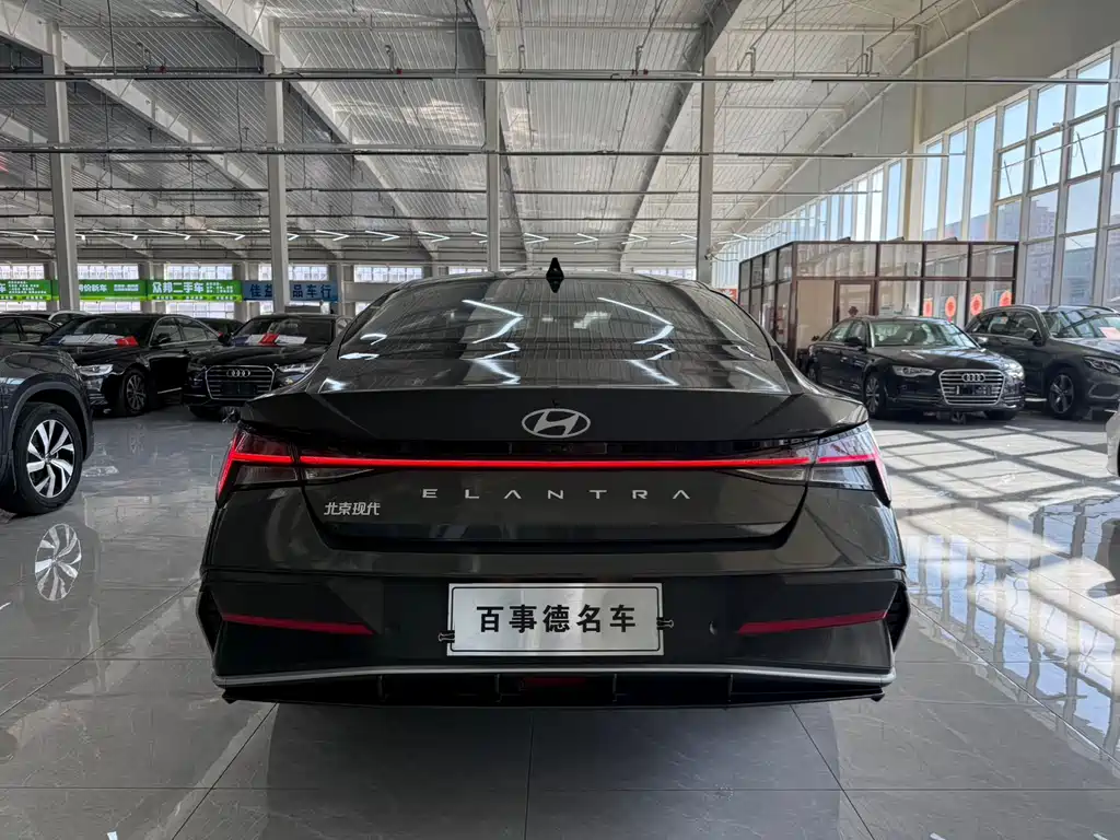 Elantra 2023 1.5L CVT LUX Premium Edition купить на сайте DeffCars