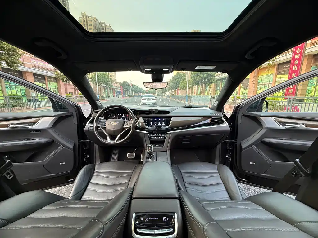 Cadillac XT6 2020 28T six-seat four-wheel drive platinum sports version купить на сайте DeffCars