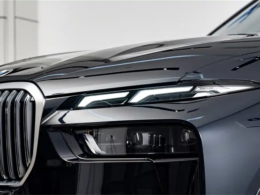 BMW X7 2023 xDrive40i Exclusive M Sports Package купить на сайте DeffCars