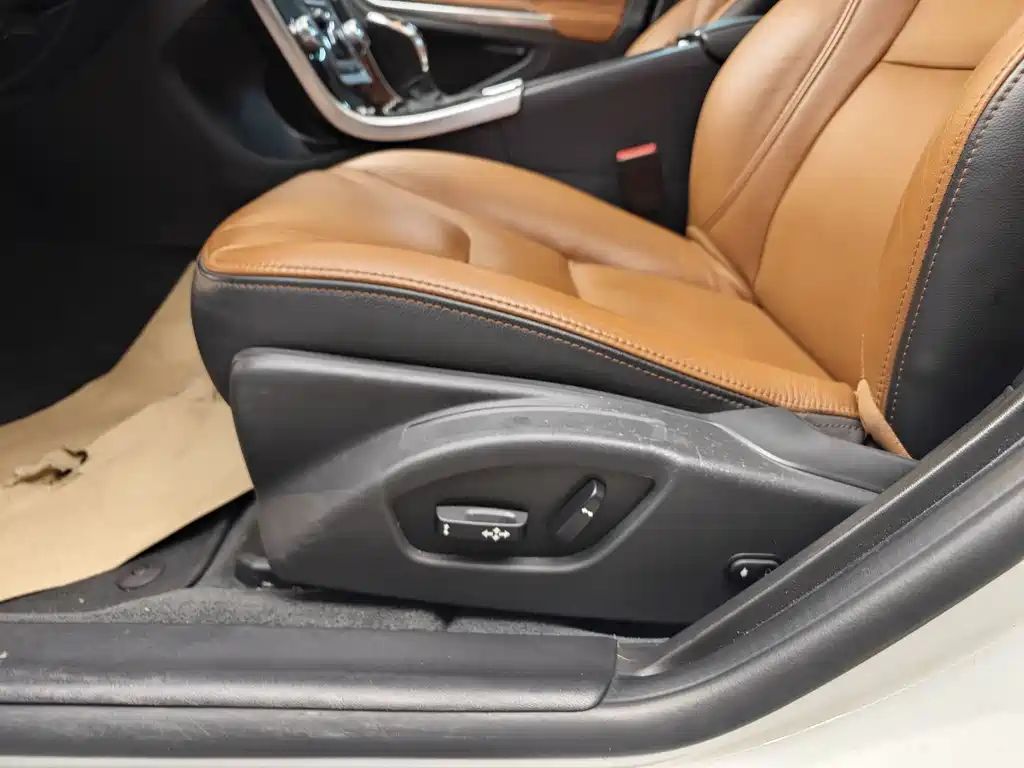Volvo S60 2018 S60L T3 Smart Edition купить на сайте DeffCars