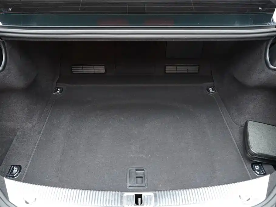 Audi A8 2013 A8L 45 TFSI quattro luxury model купить на сайте DeffCars