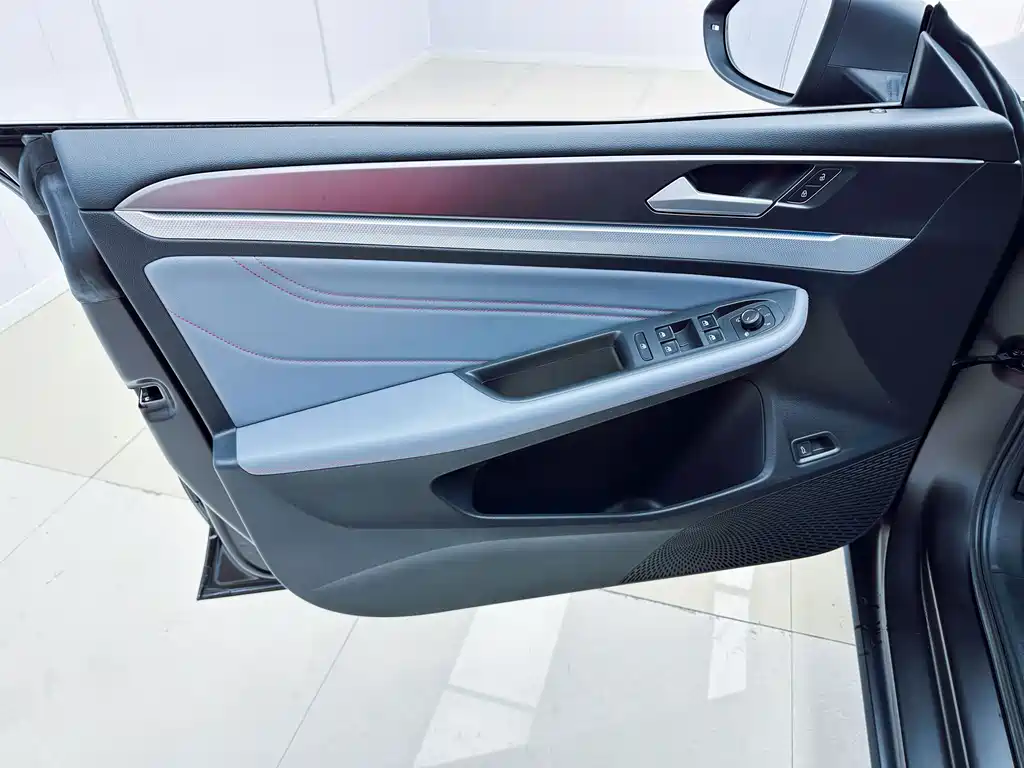 Lingdu 2023 Lingdu L 280TSI DSG Hot Edition купить на сайте DeffCars