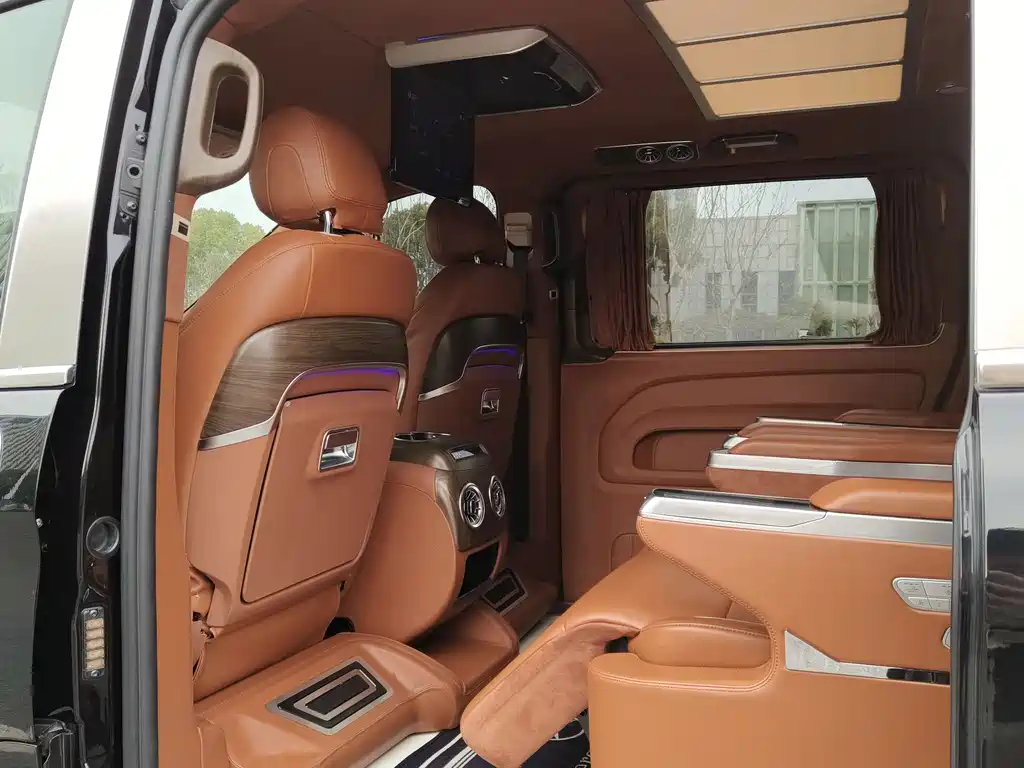Vito 2021 2.0T Business Edition 7 seats купить на сайте DeffCars
