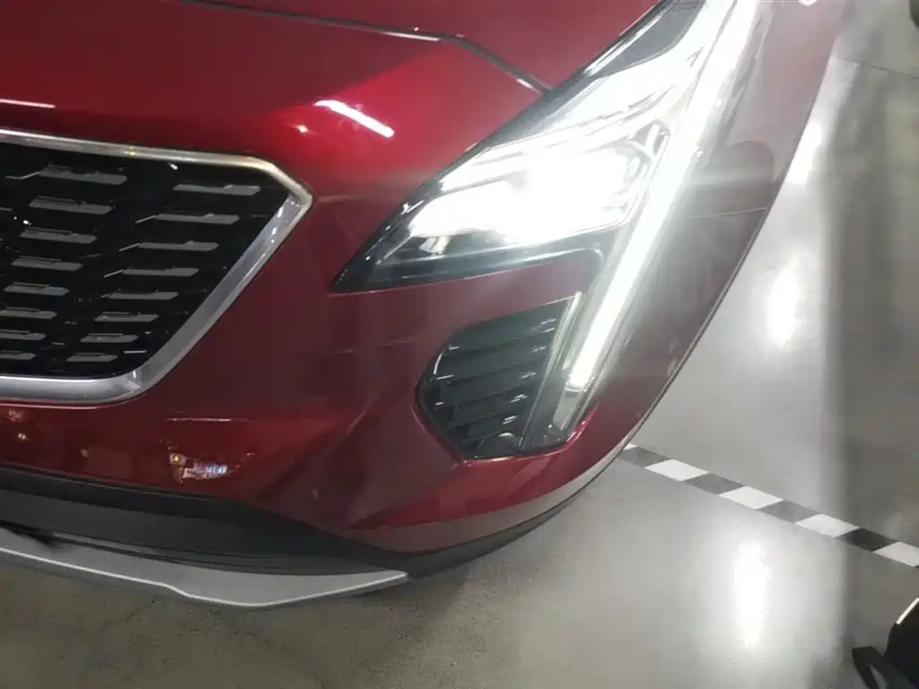 凯迪拉克XT4 2022款 28T 两驱豪华型 купить на сайте DeffCars
