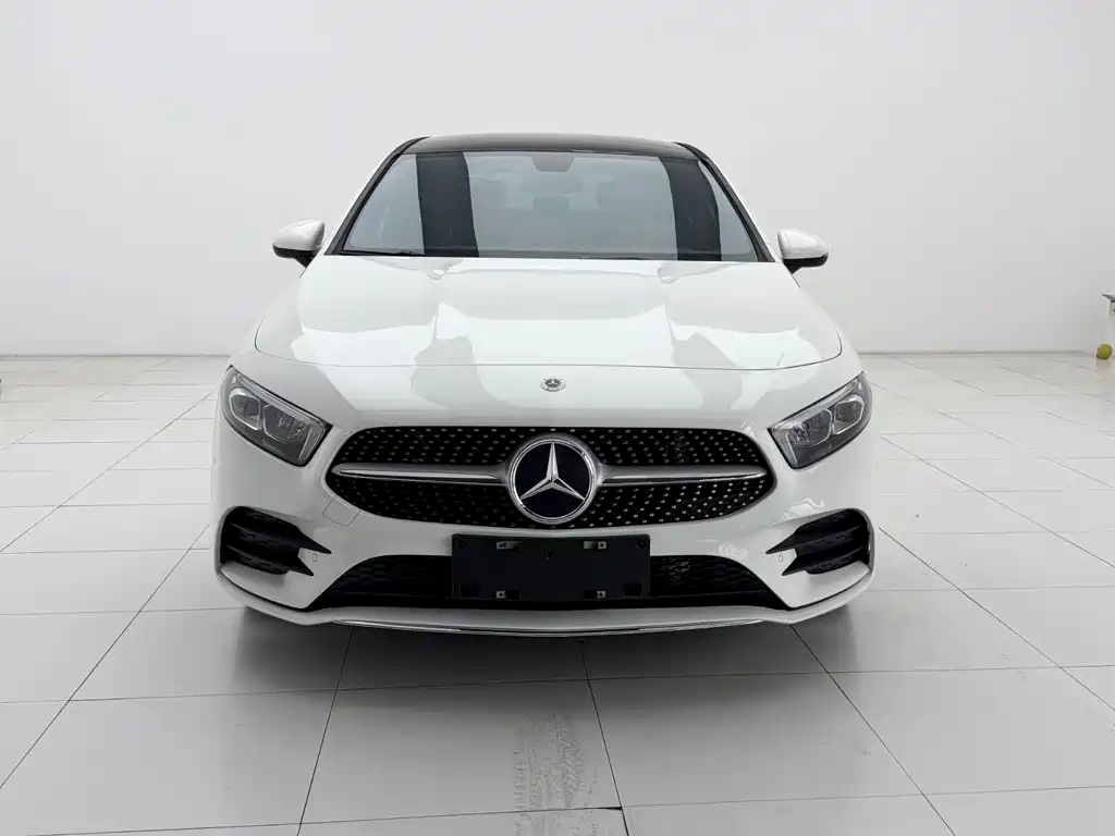 Mercedes A-Class 2022 A200L Sport Sedan Dynamic купить на сайте DeffCars