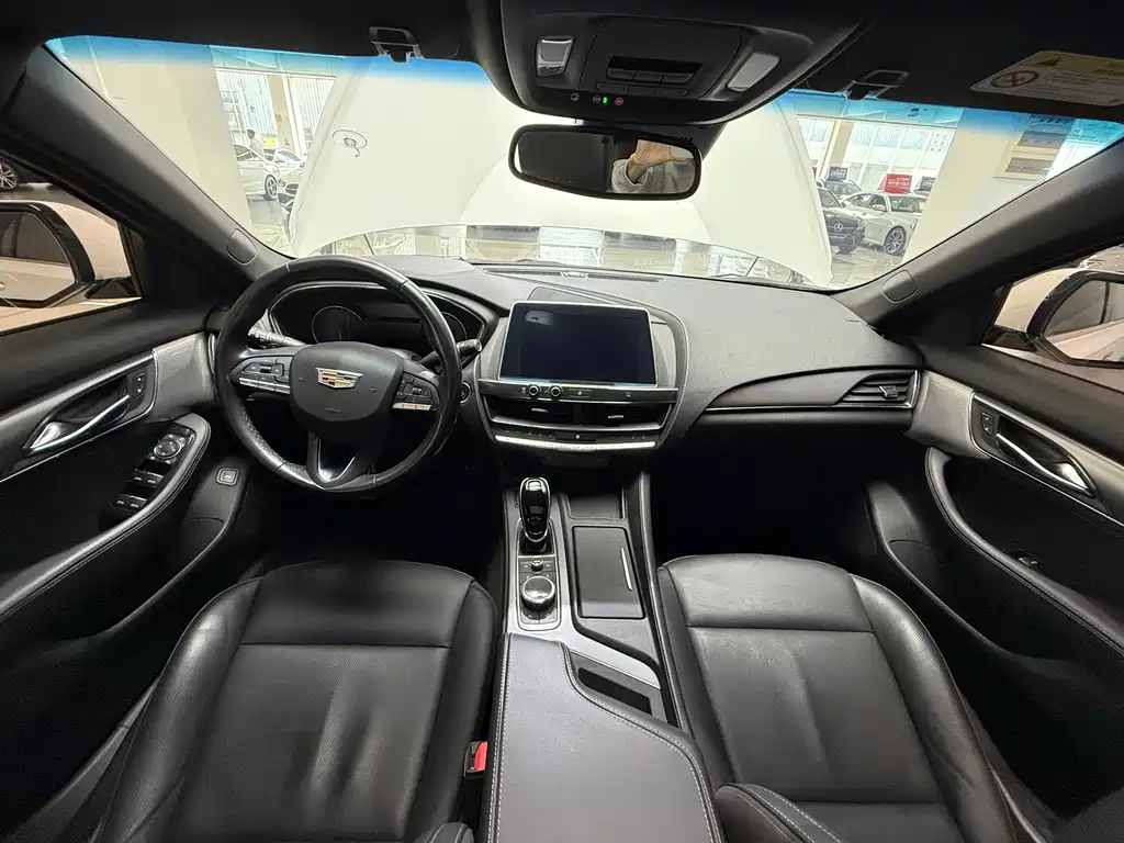 Cadillac CT5 2021 28T luxury model купить на сайте DeffCars